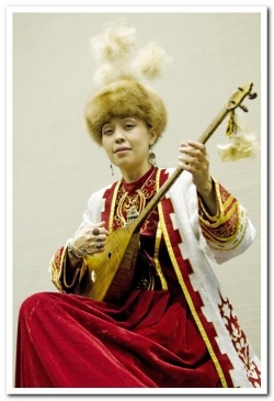 Illustration. Beaux-Arts. Kazakhstan. Musique et chant des steppes. 2014-11-08